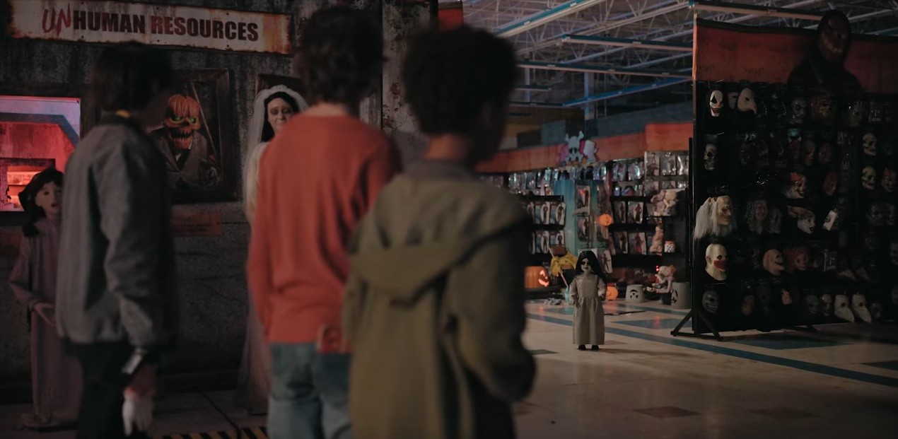 Spirit Halloween Anime 2022 Watch The First Trailer For The Spirit Halloween Movie Cinelinx Movies Games Geek Culture