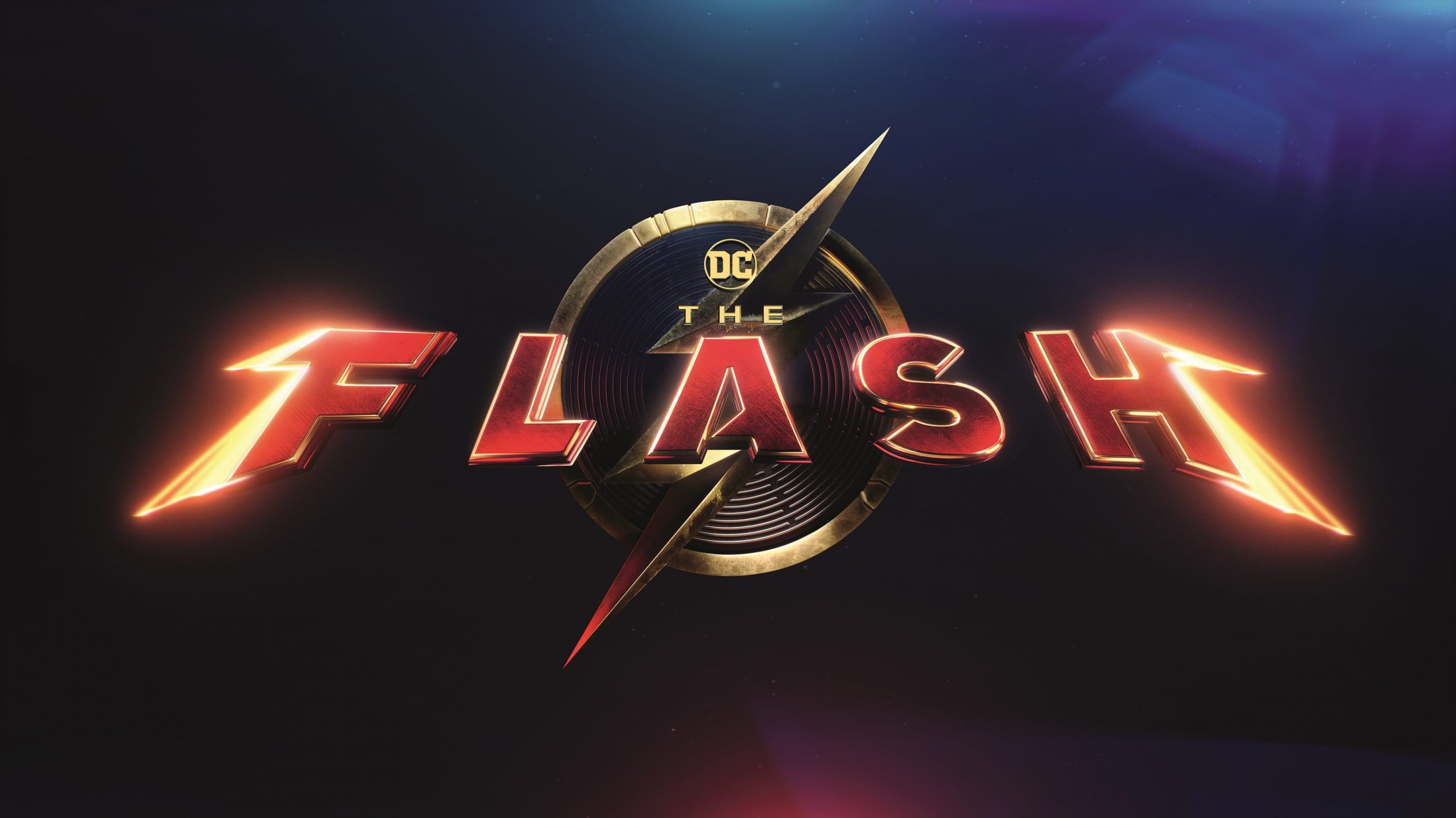 The Flash's final trailer showcases Batman, Supergirl, and worlds colliding