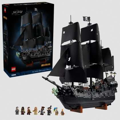 LEGO Sets Sail with the Black Pearl - Cinelinx | Movies. Games. Geek